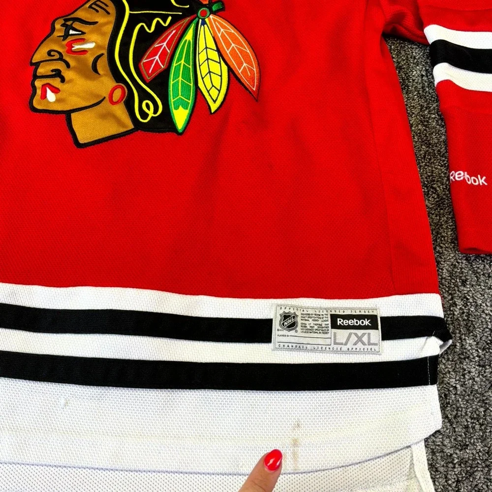Chicago Blackhawks Patrick Kane #88 Jersey Mens L/XL Red White Reebok Ice Hockey